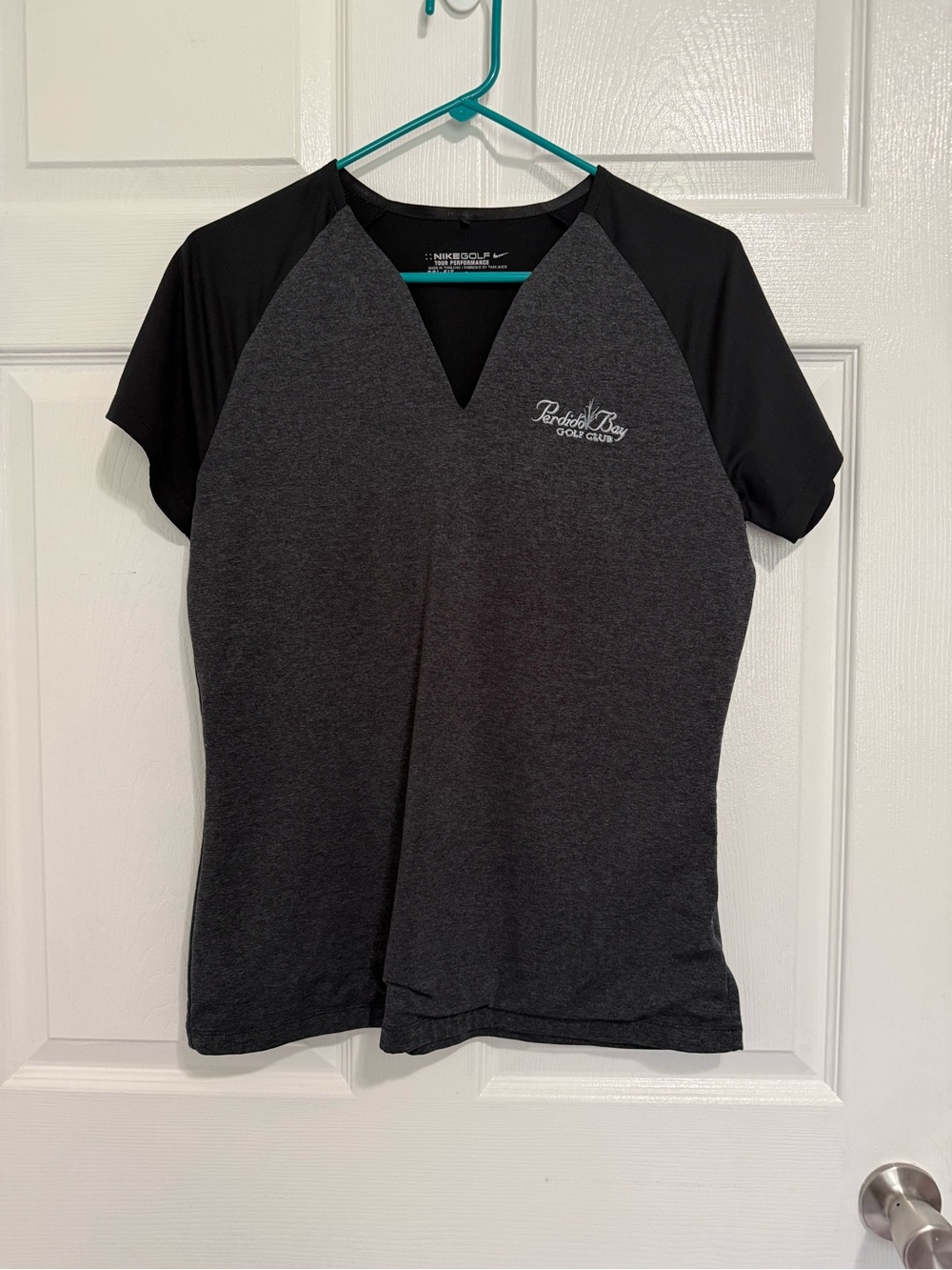 Women's Charcoal & Black V-Neck Golf Top